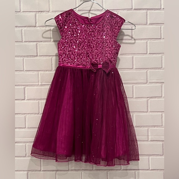 JONA MICHELLE girls beautiful fuchsia sequin dress/size 5 - Picture 1 of 7